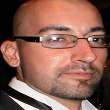 AvidMindset's profile picture. Created by author Robert Reese Avid Mindset shares personal development tips and strategies that help improve lives.