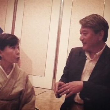 法政大学をこよなく愛し、応援しています。息子も法政大学卒業です。同一町内に法政OBが何と6人も!町名が法政町に変わりそうです(笑)