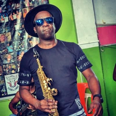 _edsax's profile picture. Saxofonista, músicos e shows para todos tipos de evento!
Contatos:
(31) 98678 4390 (whtspp)
(31) 97156 8008 ( escritório )
instagran: @_edsaxx 
@_umsambanosax
