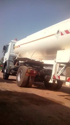 aliyou51422251's profile picture. 