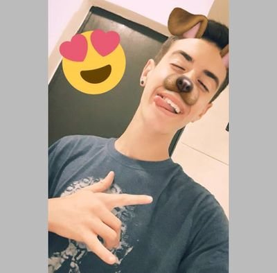 frann1rodriguez's profile picture. Jugador de C.S.Cerrito🚀💛💚
Manya contigo voy hasta que me muera🖤💛