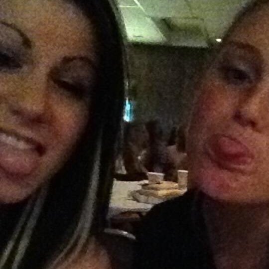 BatFictions's profile picture. Writer for @FierceTurner | @buddhistlisa @StarsToMax 💕 |Bi | Musician | Gamer