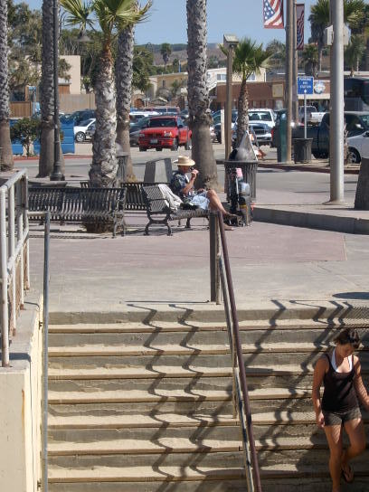 Laughohol's profile picture. 