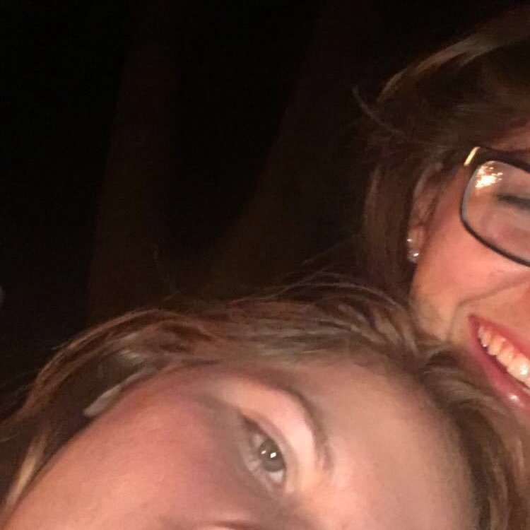 Dreamclarkqq's profile picture. What a trashhole