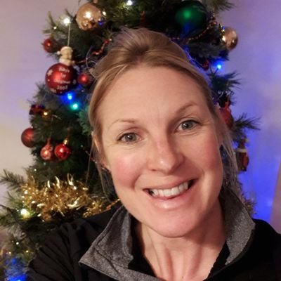 MelanieFrost8's profile picture. 