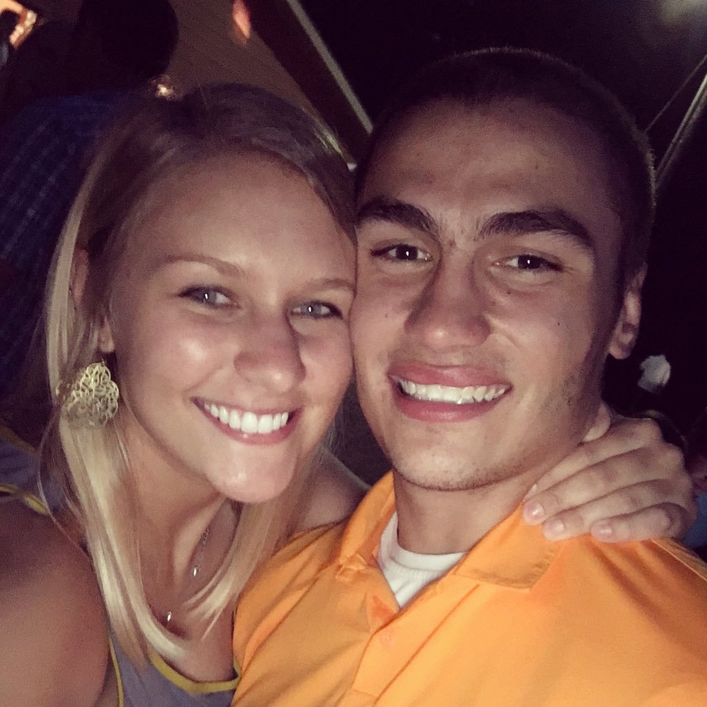 AnnaNelson10's profile picture. 