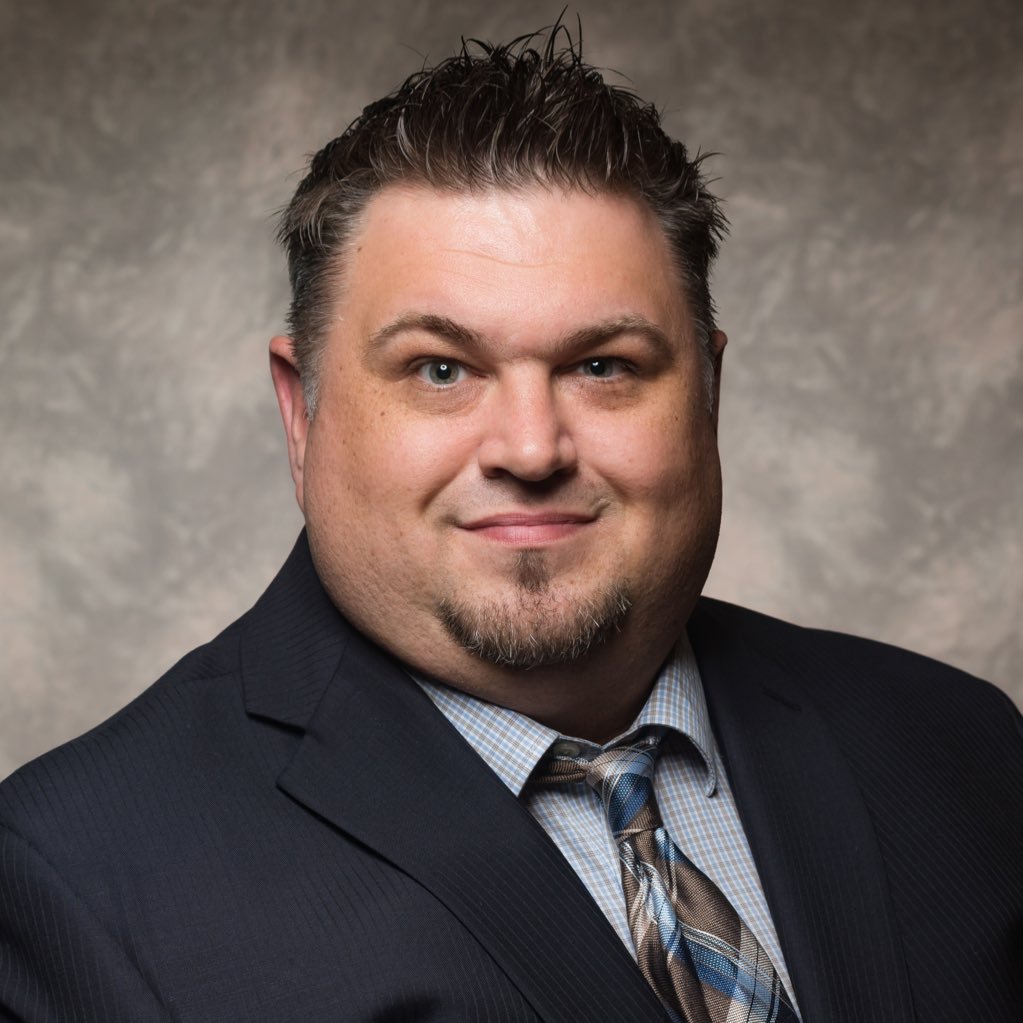 TelusRoss's profile picture. The OvertheTop Friend! C'est tu Bien!