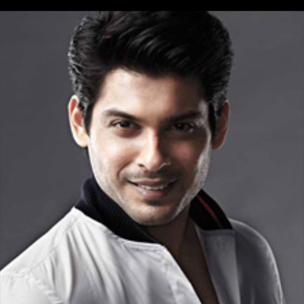 We Are Sidharth Shukla Fans Club From Indonesia. Since 1st Jan 2017. #SidharthShukla Follow Twitter 24-09-2017