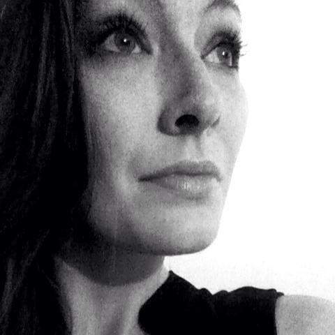 LFiguet's profile picture. UX designer passionnée par les sciences cognitives, la place de l'éthique dans le design et notre responsabilité en tant que designers aujourd'hui.