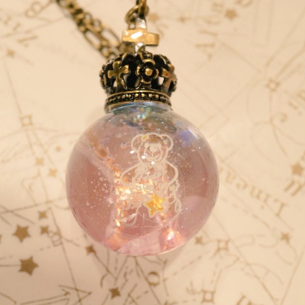 7KIRAKIRAHEARTS's profile picture. ナナちゃん座ペンダント制作担当❤︎レジン作家してました❤︎可愛いの無差別製作奴❤︎宇宙❤︎ゆめかわいい