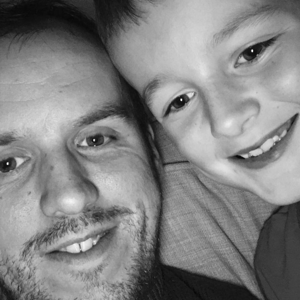 Born and Bred in Walsall. Also a social scoper on @Periscopeco - sharing moment and experiences. Insta: paddyharper