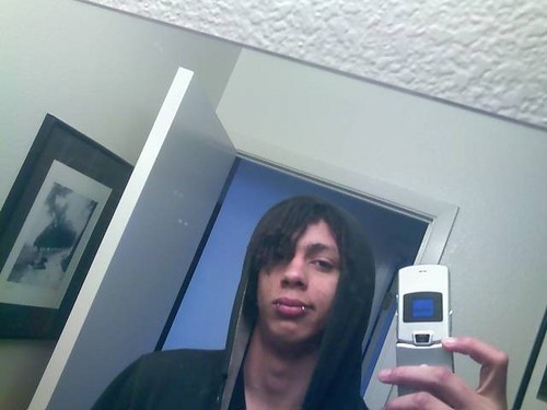 AnthonyBLC's profile picture. One day i'll rule the world...alright i keep my feet on the ground and my head in the clouds