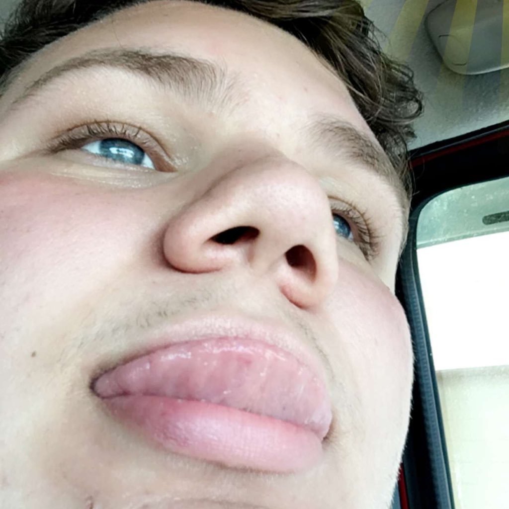 AndrewValdes2's profile picture. 🤷🏽‍♂️