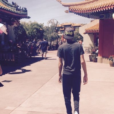 yzzyfiend's profile picture. 🇵🇸