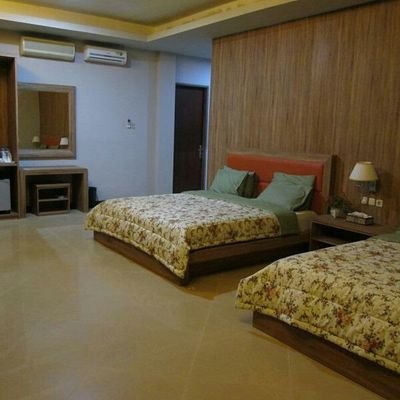 fafahill hotel resort. lokasi gunung geulis sukaraja bogor. website : https://t.co/JFYG4HPUlZ
reservation : 08179001092