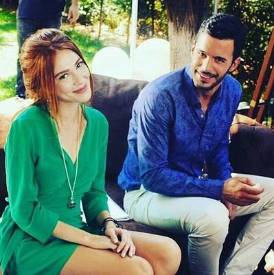 Birden olmadı tabi canım. Böyle yavaş yavaş, tadını çıkartarak, sindire sindire delirdim. Oldu bittiye getirmedim, her saniyenin hakkını verdim.