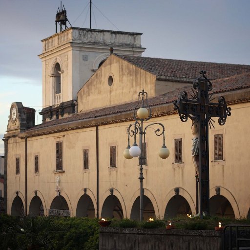 Santuario che custodisce la devozione alla Madonna di Valverde