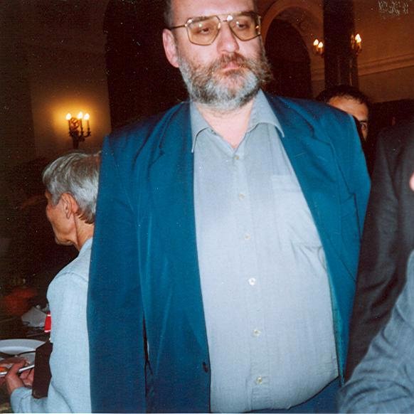 Grzegorz_Rossa's profile picture. Chcę wdrożyć wytwarzanie tańszych i lepszej jakości zamienników ropy naftowej i gazu ziemnego sposobem podziemnego upłynniania węgla w złożu. Darmo.