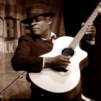 Tom Attah (@tomattah) Twitter profile photo