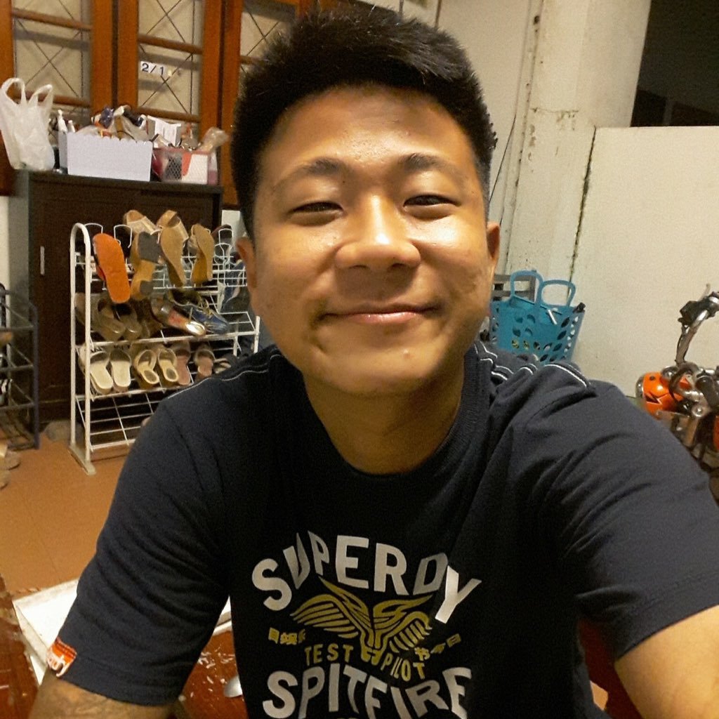 Q_charoen's profile picture. ใครจะมองยังไง ก็ช่างหัวมัน ชีวิตของเรา ไม่ใช่ของใคร