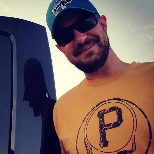 ThirstyPirate's profile picture. I'm a happy traveler