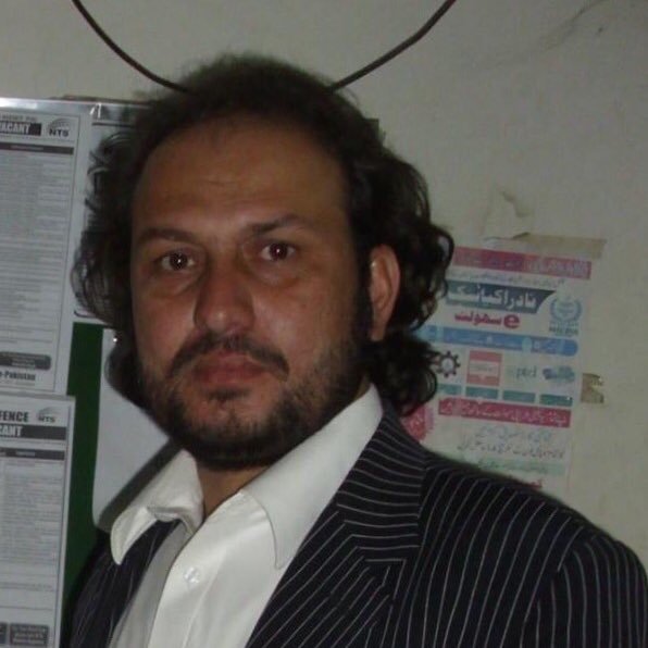 Khanpmln3's profile picture. جیو اور جینے دو