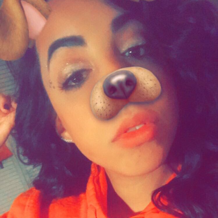 _alexamelendezz's profile picture. 24. grateful for the things I have & don’t have