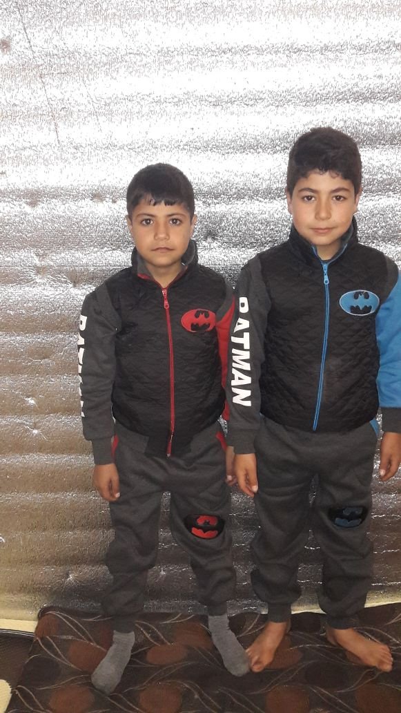 kybF9u2deL23zVi's profile picture. 