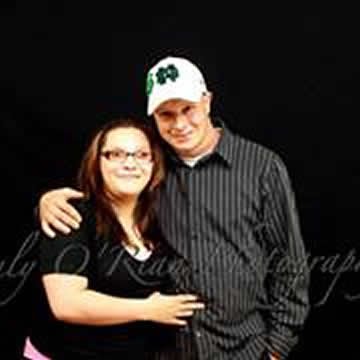 BrennaTalankipa's profile picture. ((( follow for Design and Holidays and Events tweets ))) Orlando, FL is where I make my home. If you wished to be loved, love.