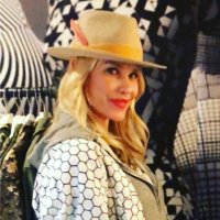 APRIL ROOMET (@six3inheels) 's Twitter Profile