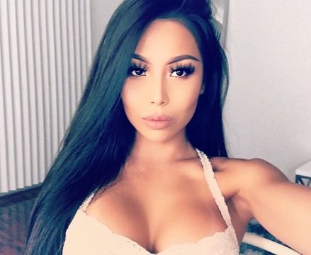 janeyyum26's profile picture. Music