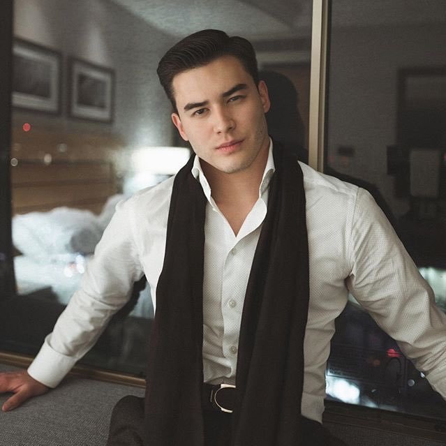 lce_Wolf's profile picture. Hero of Kazakhstan and in love with my @lce_Tiger. Yura is my everything.