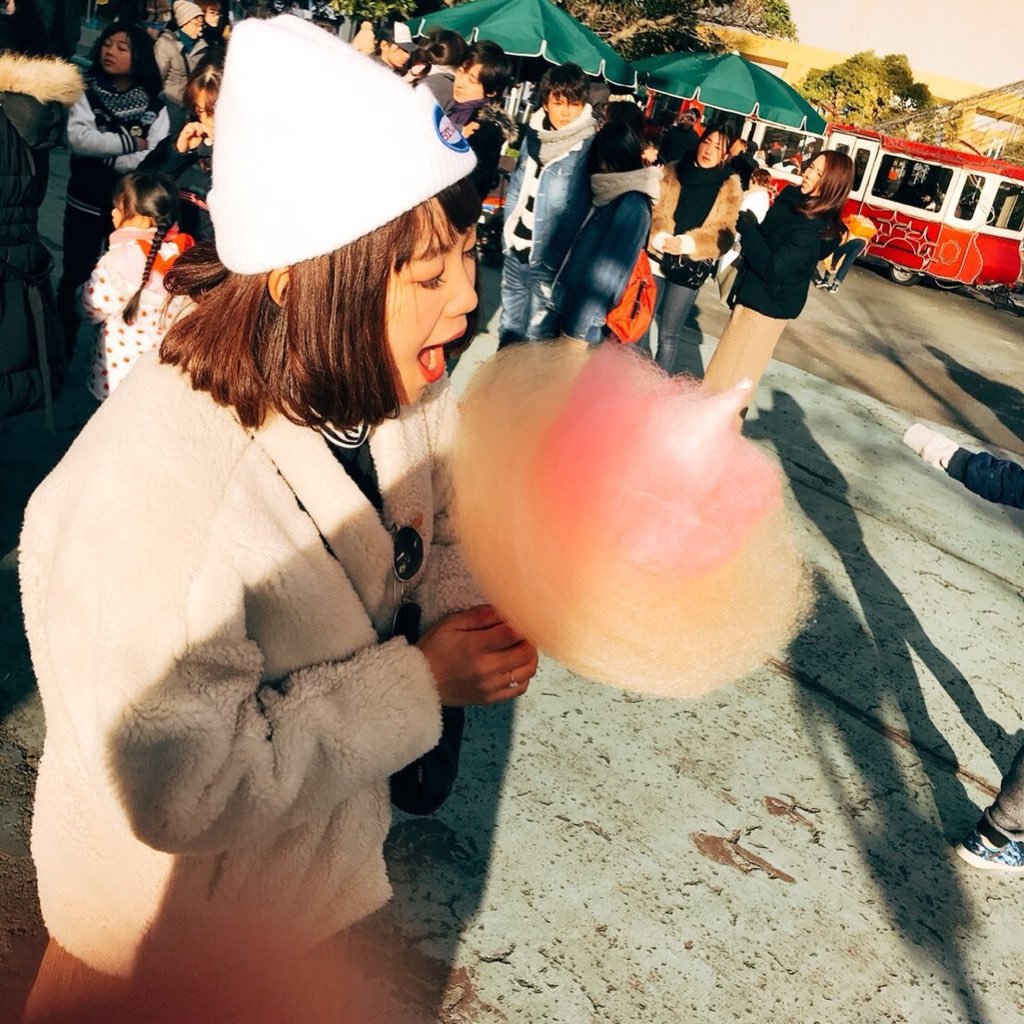 top_agomi's profile picture. VIP-j EXO-L BTS 탑 / 시우인 / 찬열 / 김태형