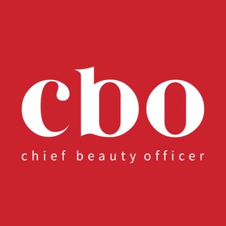 Massaggi e manicure di 15 minuti in ufficio. Ottimizza la tua pausa caffè. Contattaci per saperne di più! info@chiefbeautyofficer.it