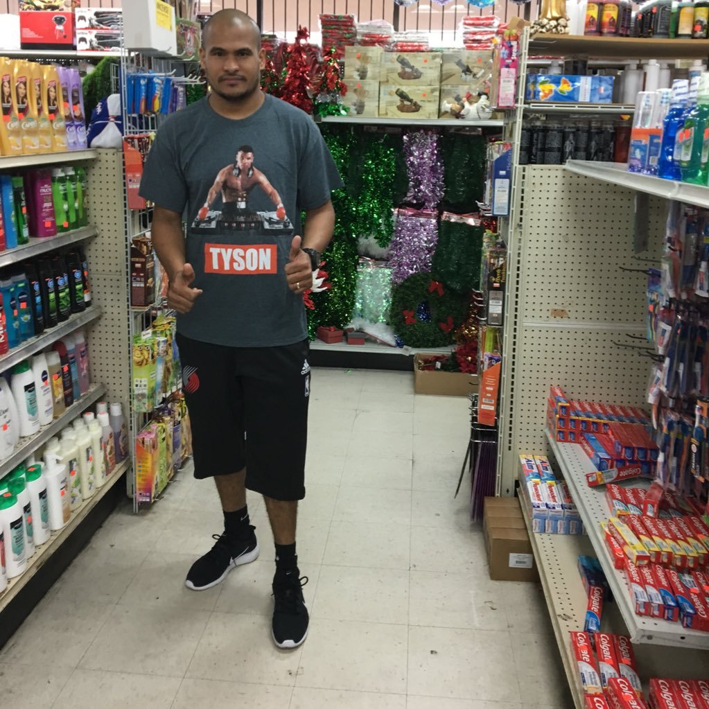 gustavo21333087's profile picture. 