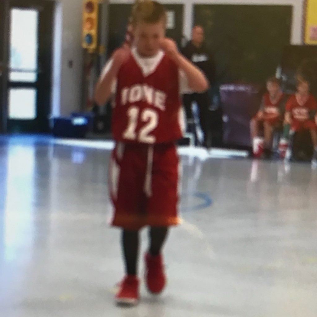 EverettMicheal3's profile picture. I love 🍕🍗🍏🍎🍌🥜🍓🍇🍉 Ione step you're game up.never stop believing in your https://t.co/B8a4uVKBhW true to myself are you.