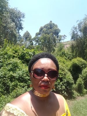 ZamiMntolo's profile picture. God fearing & a mom to my trio😘