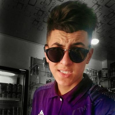 📥nationalité algérienne 🇩🇿 🇩🇿👌💯 ⚫🔴 اتحاد العاصمة🔴⚫ 🎤 Zed.K👌
♡Coutinho♡
✂coiffeur
💍 marié