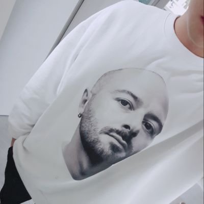 hZreheD4roNNFq0's profile picture. 