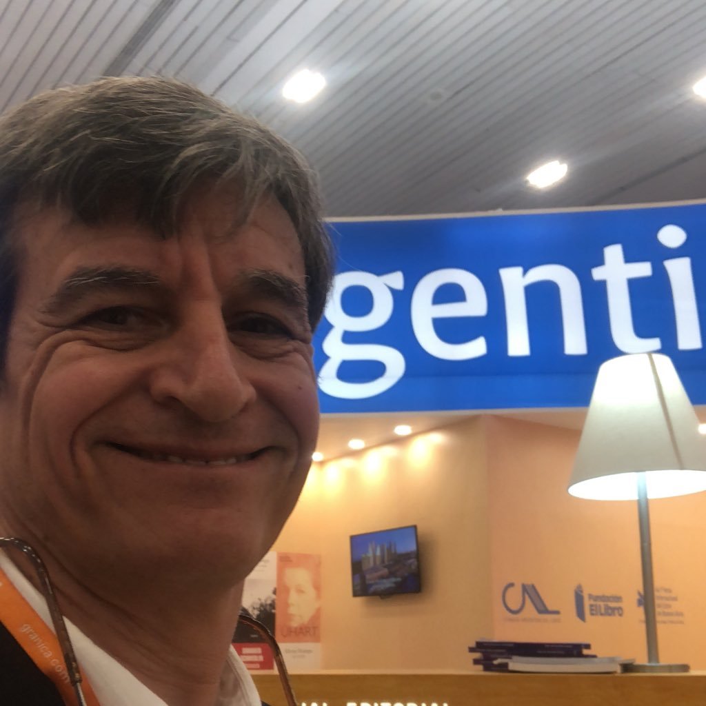 ciannini's profile picture. Editor de libros y Agendas en Granica, Contador, Tesorero de la CAP y muy orgulloso Padre de 3 genios