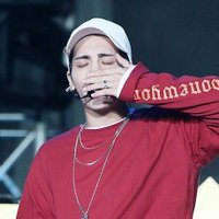 吉@JongTaec (@bzarashinee) 's Twitter Profile