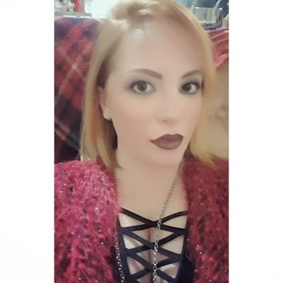 AyayaIla's profile picture. 