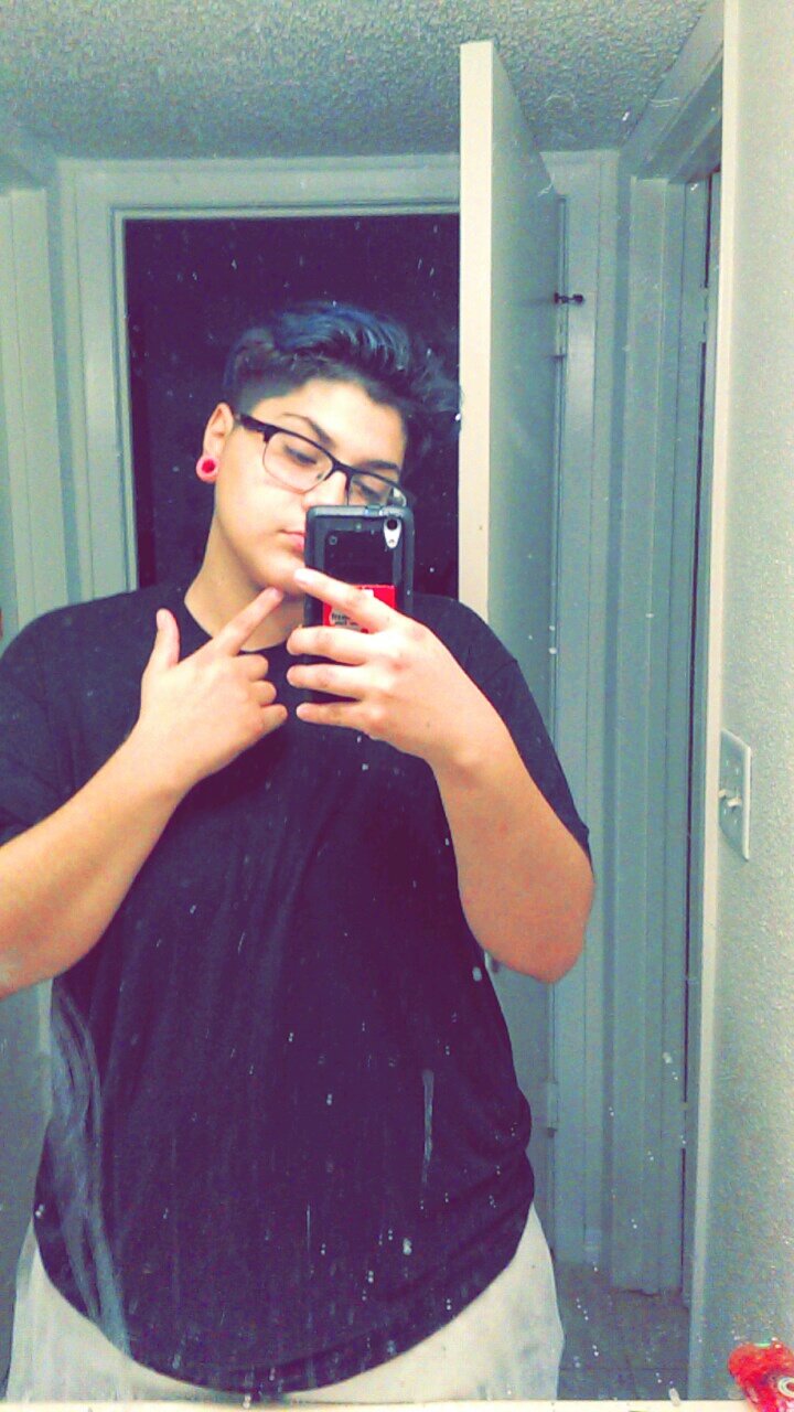 @PurpleFlowers96 has my heart
 SC: papiniicky