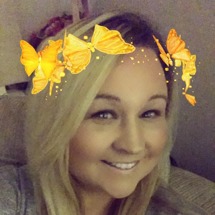 wallacehive's profile picture. leave some sparkle wherever you go