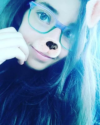 Mi musica mi vida mi amor mi aire mis amigos mi sangre😍😘