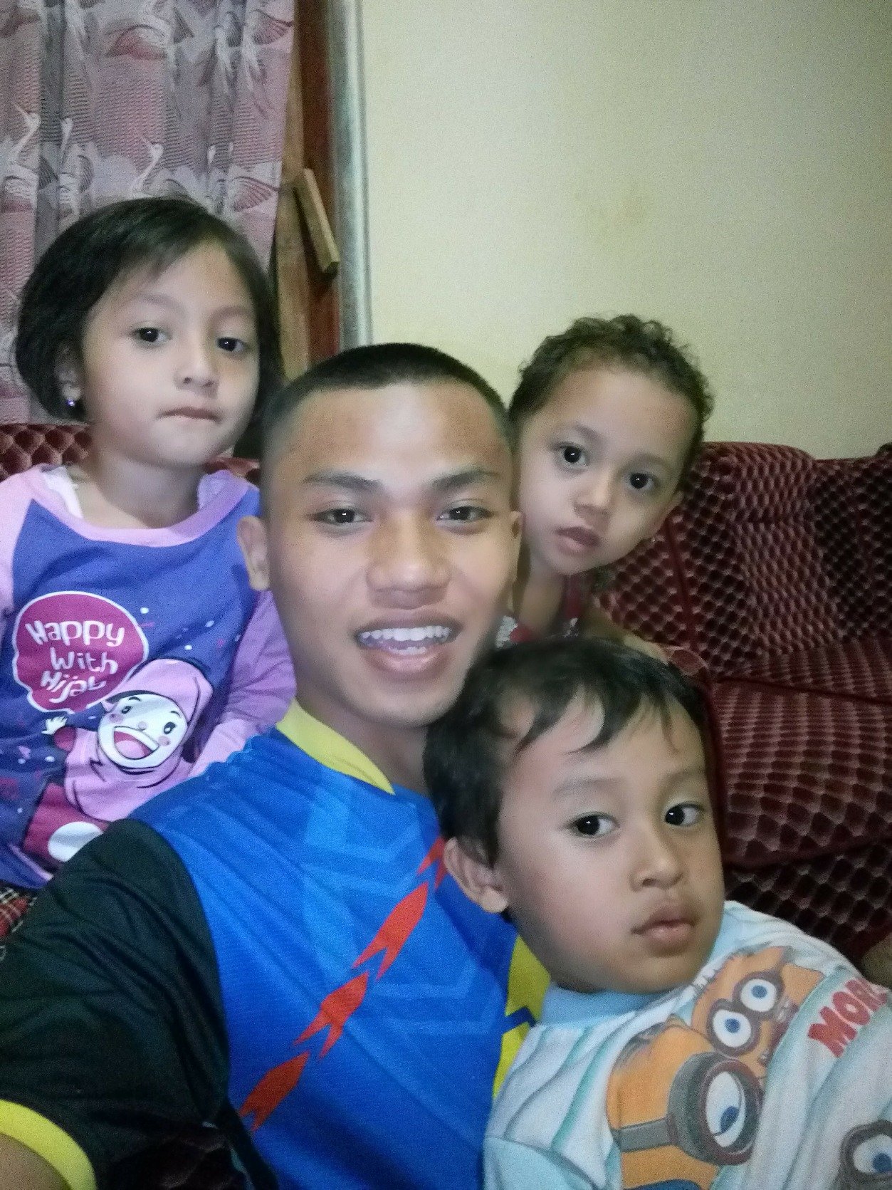 IqbalSymbox's profile picture. Ada masa