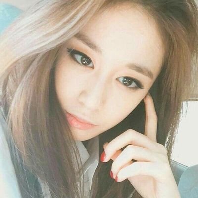 ~~park ji-yeon 〽 vocalist on t-ara 〽just look and fall in love〽🐾🐾~~