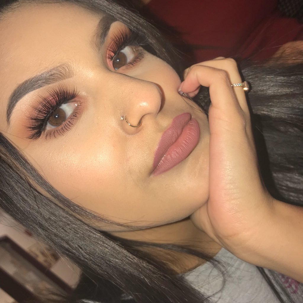 kiaramontoya35's profile picture. NM| Aj 💍  I make makeup videos..check them out✨💕 instagram _kiara35