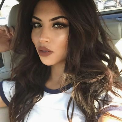 alexa_brooklyn's profile picture. I flip Pennies into Thousands for a Living!!!