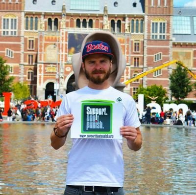 PhD in Sociology, Board member @hppry, social drug scientist and writer